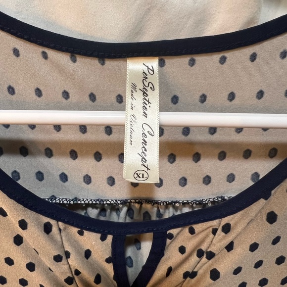 Business casual knit blouse - Picture 2 of 2